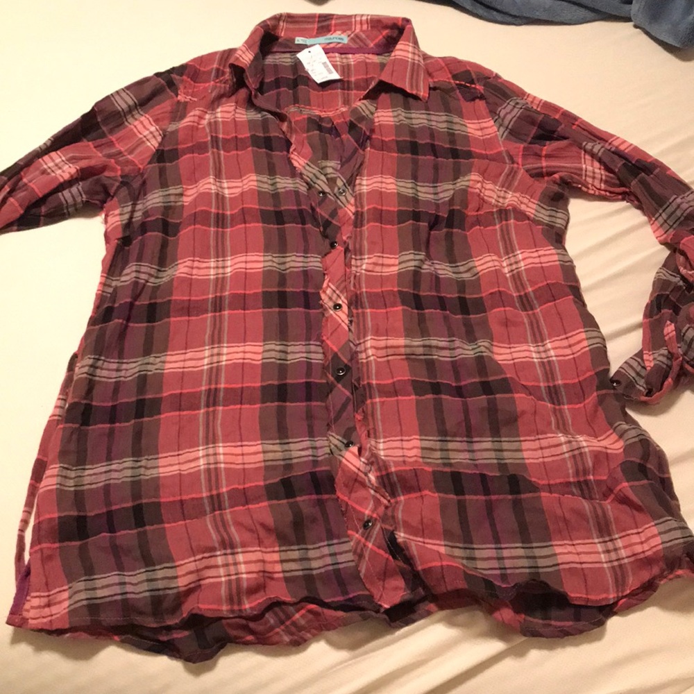 NWT XL Maurice’s button down top
